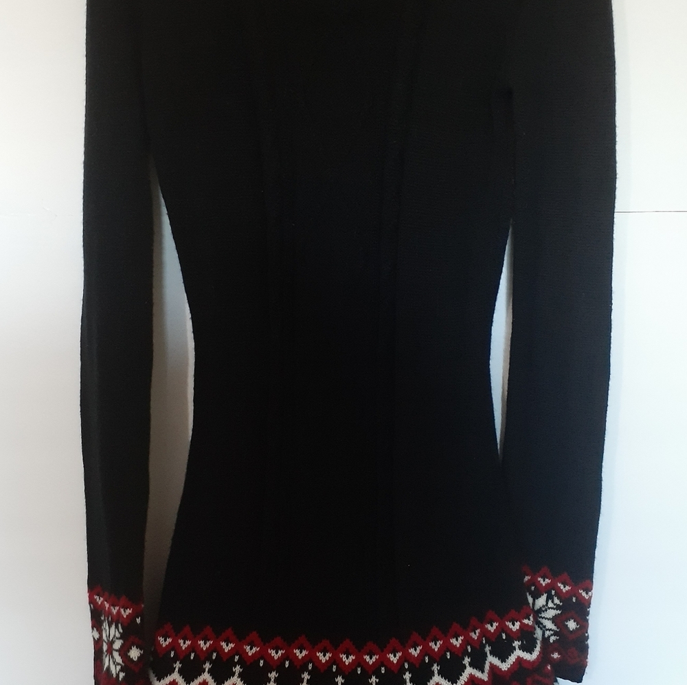 Pre-Owned Women's Meduim Almost Famous Holiday Sweater Dress.